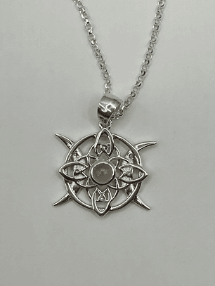 Collar nudo de brujas luna invertida cuarzo rosado