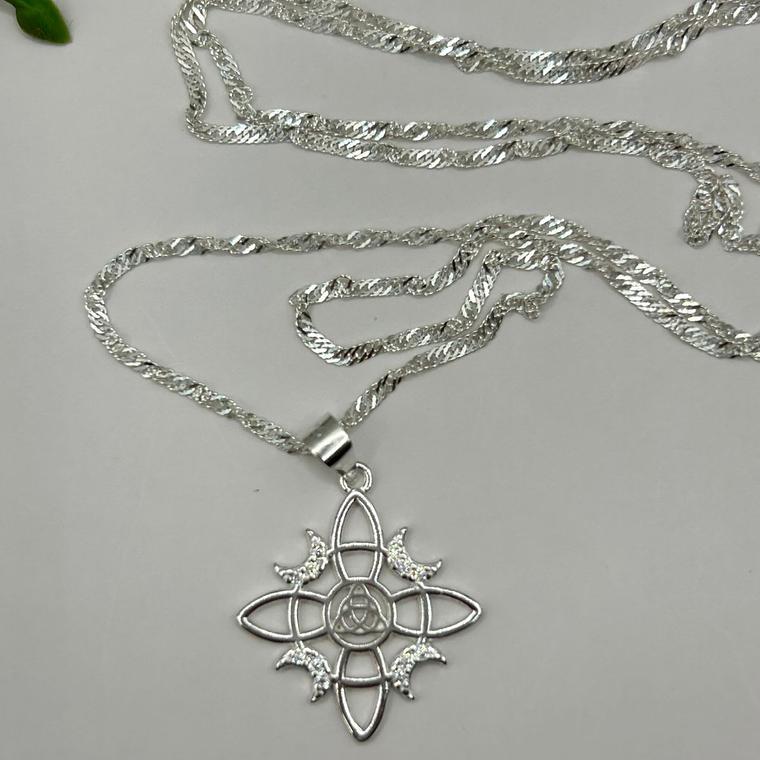 Collar nudo de brujas briqueta media luna circones 2