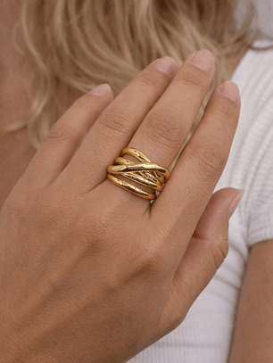 Anillo Entrelazo Dorado