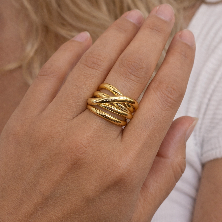 Anillo Entrelazo Dorado 1