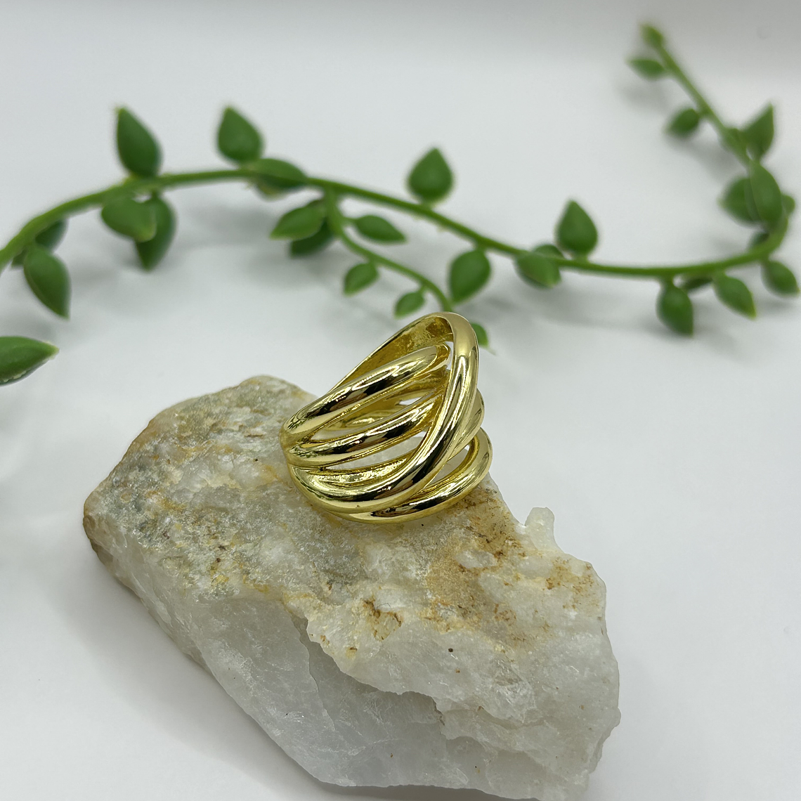 Anillo Entrelazo Dorado 4