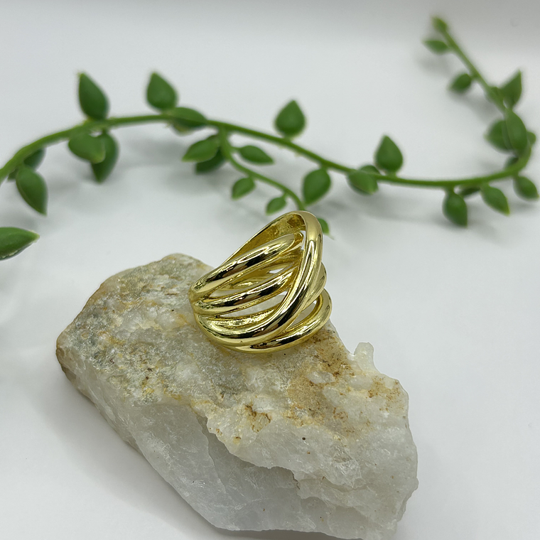 Anillo Entrelazo Dorado 4