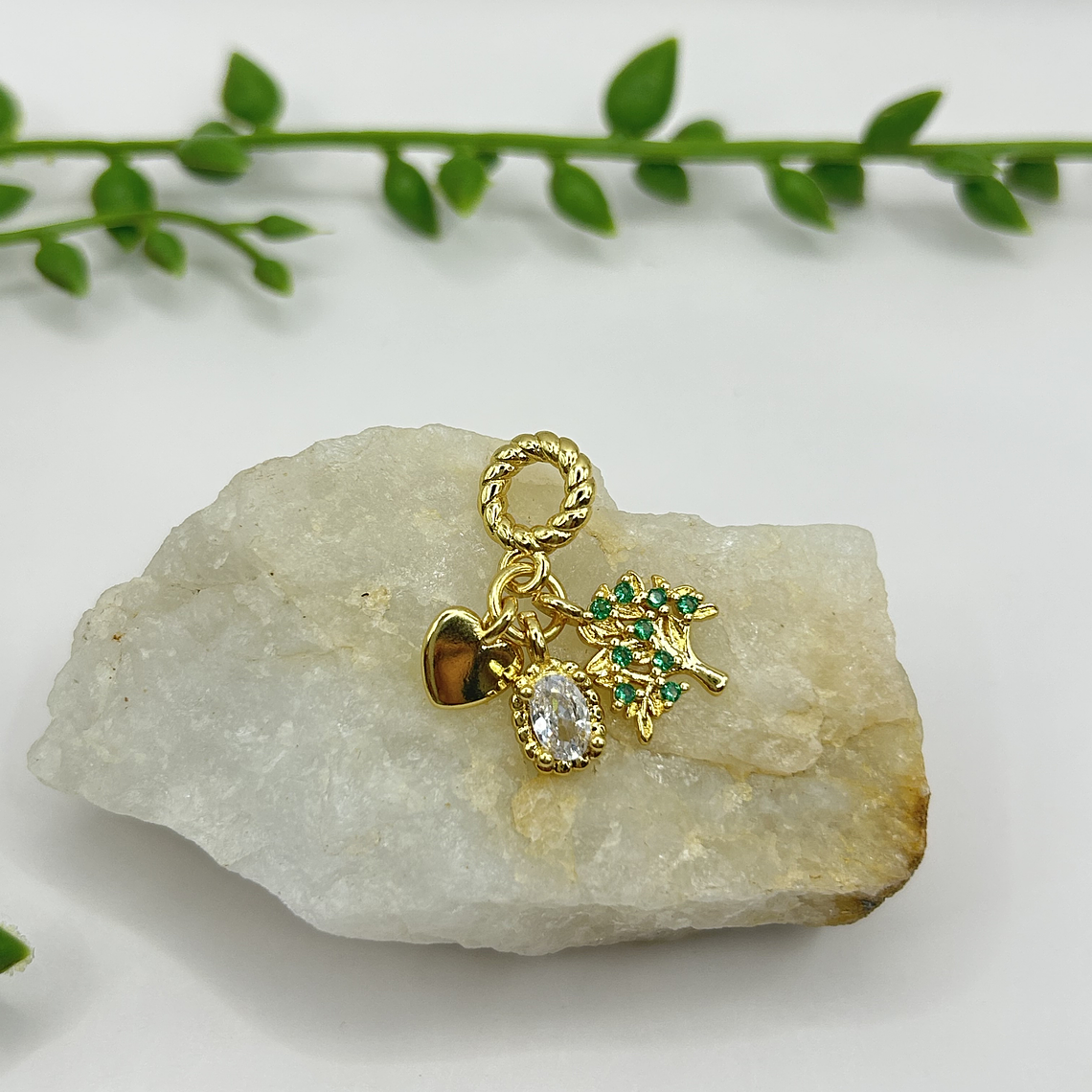 Charms La Paviera 10