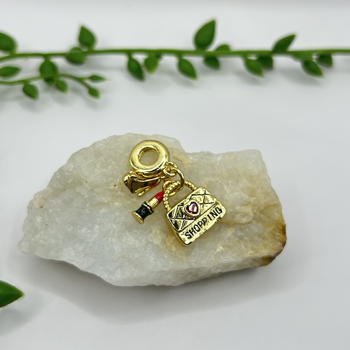 Charms La Paviera 11