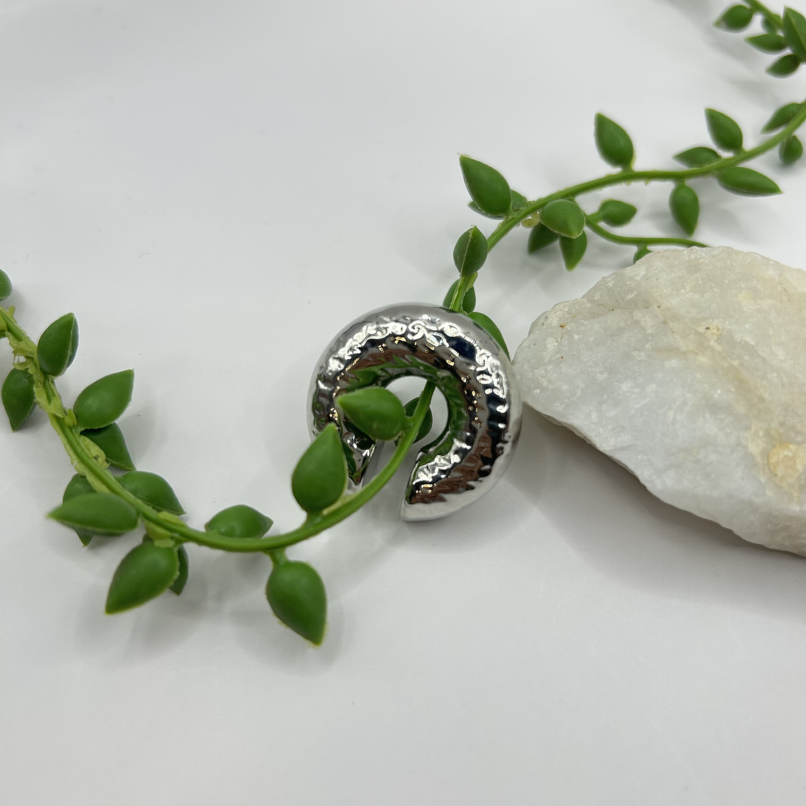 Earcuff Órbita Plateada  3