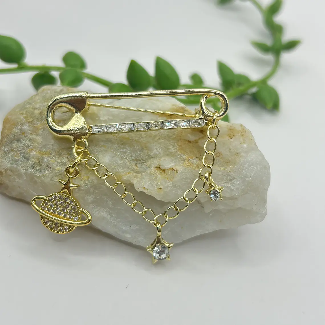 Prendedor Universo Místico  1