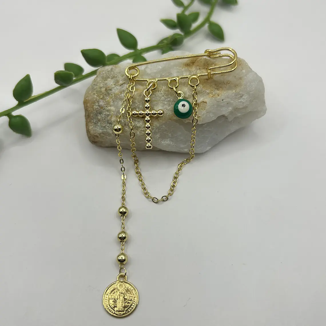 Prendedor protección, fe y equilibrio  3