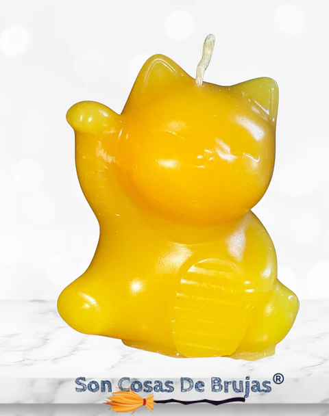 Vela Maneki Neko Amarillo - (Gato Chino) 6 x 5 cm aprox.