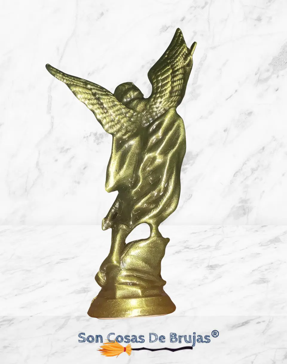 Figura San Miguel Arcángel, Dorado o Plateado - 8 x 4 cm aprox. 4