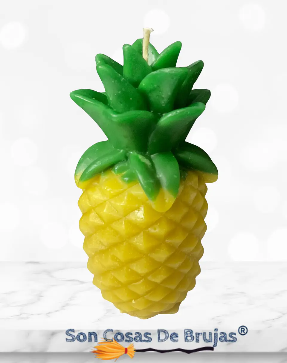 Vela Piña 175 grs. 11 x 5,5 cm aprox. 1