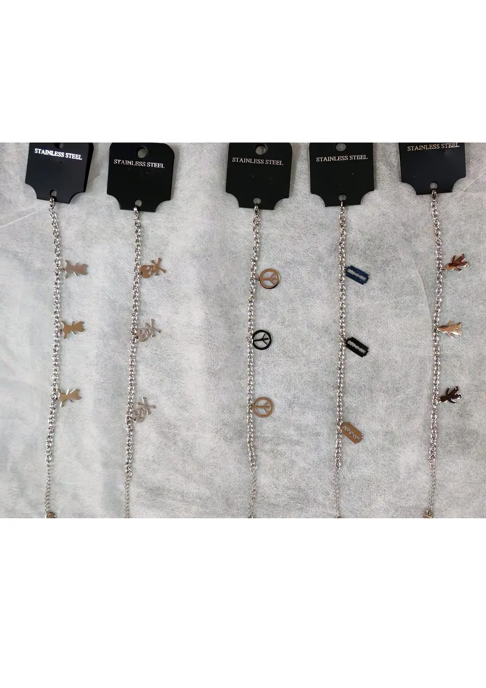 PULSERA ACERO C/DIJES 1