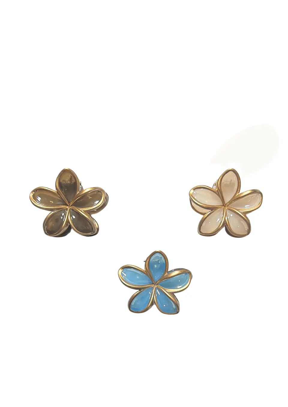 PINZA FLOR BORDE DORADO 1