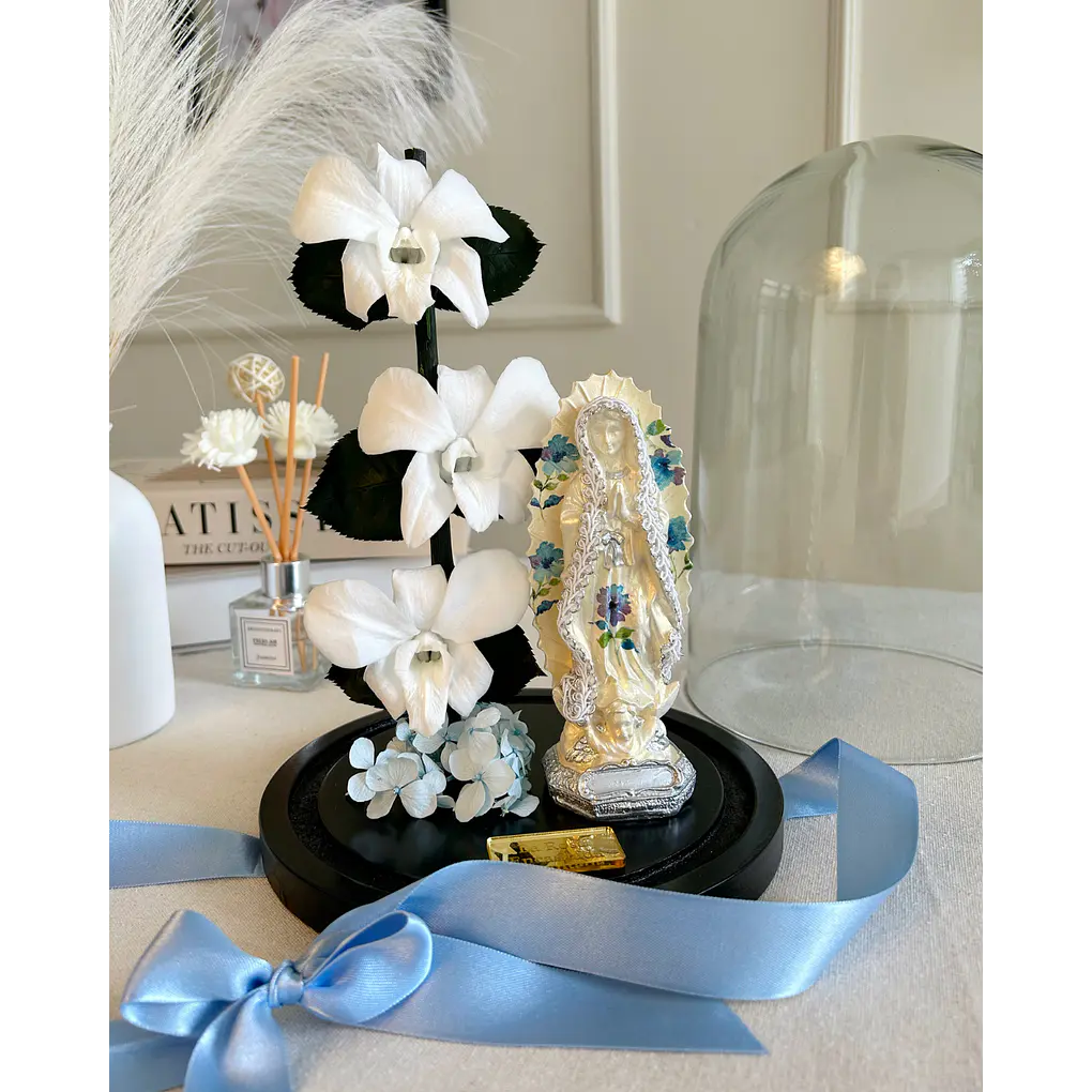 Orquídea Encantada con Virgen 3