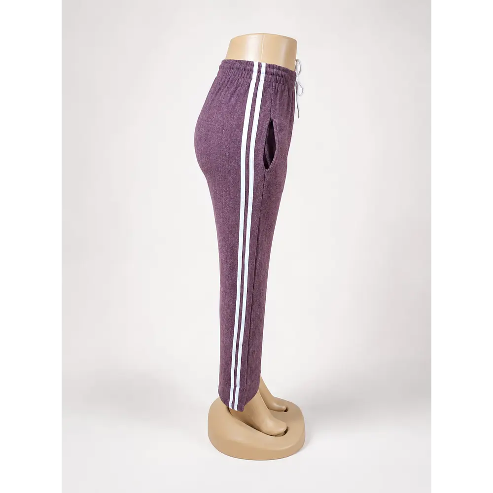 Pantalón de dralón rayas burdeo