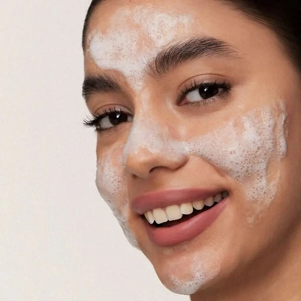 Gel de Limpieza para Control de Oleosidad Faces 2