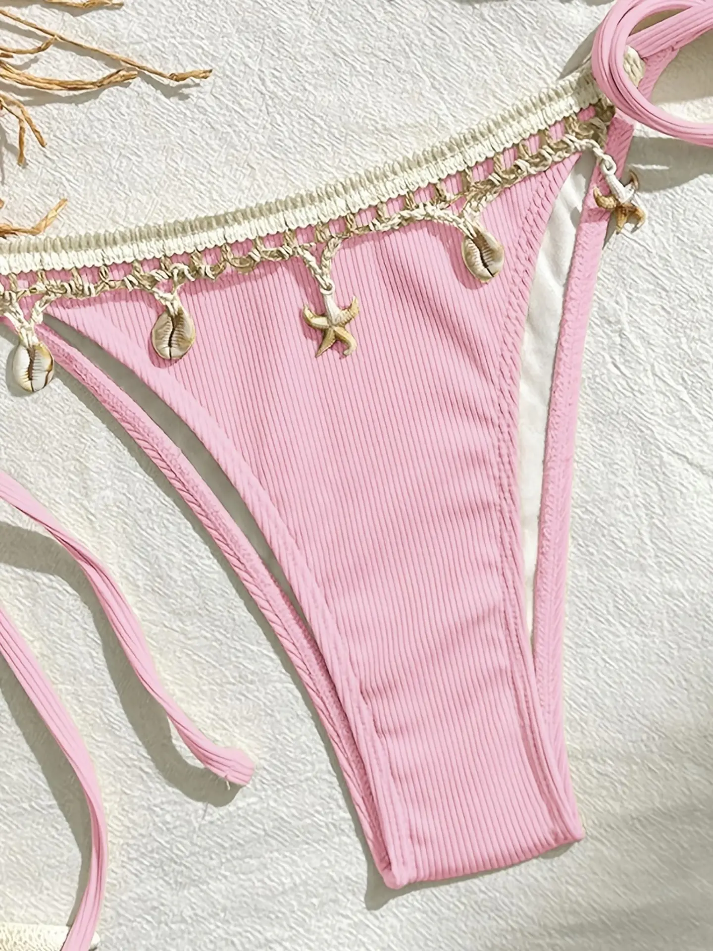 Bikini sexy para mujer con copa, forro interno y accesorios oceánicos 9