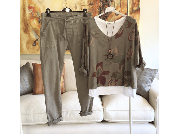 Polera doble + collar flores  4