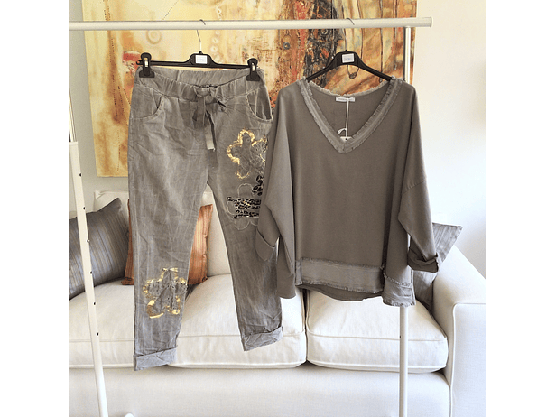 Poleron cuello desflecado  1