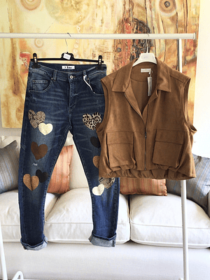 Bomber sin manga gamuza 