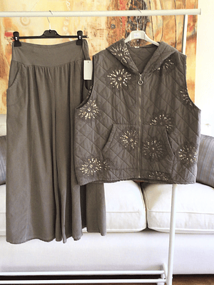 Chaqueta sin manga flor 