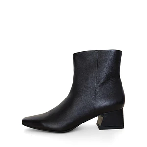 Essential BOTÍN ADRIANA - NEGRO