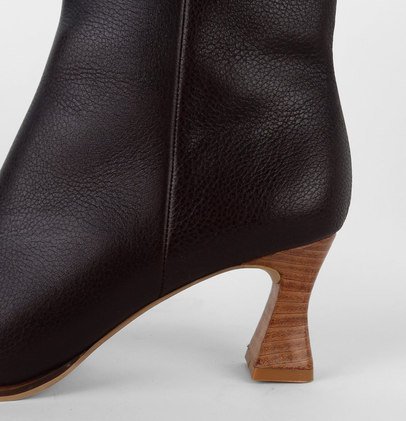 BOTÍN LEO - CAFE Edition 4