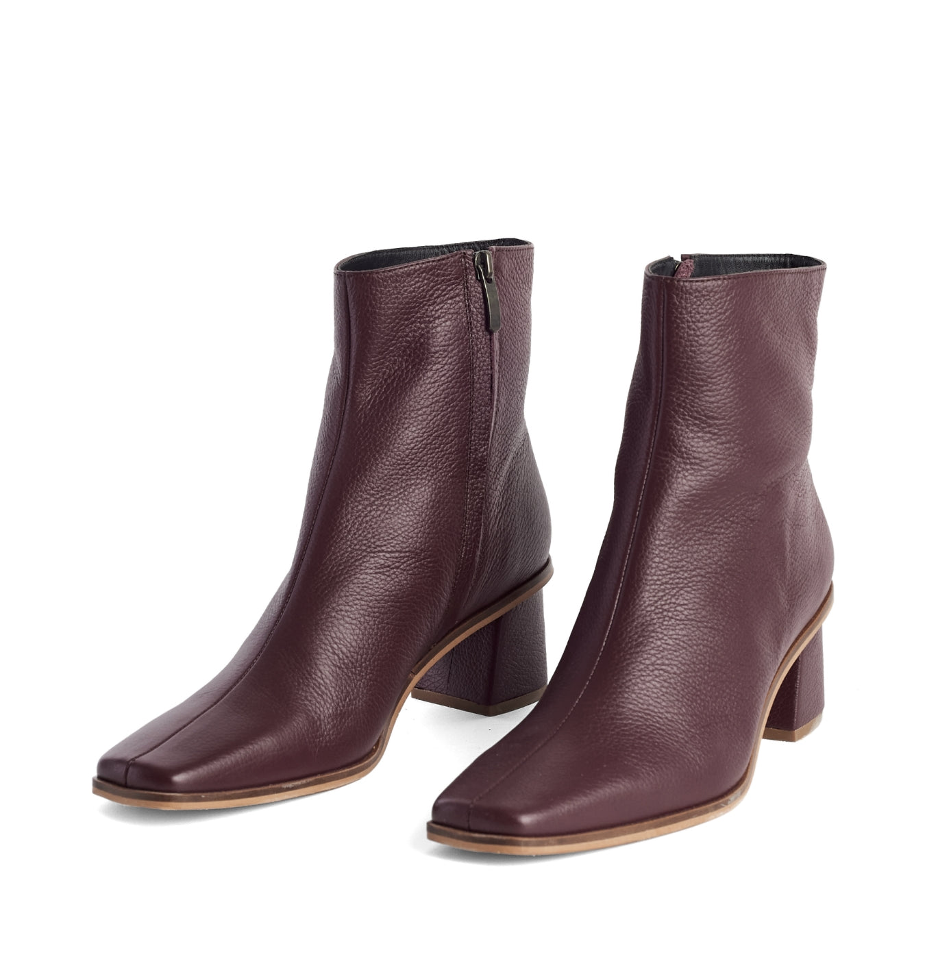 Signature BOTÍN MILA - GUINDA 2