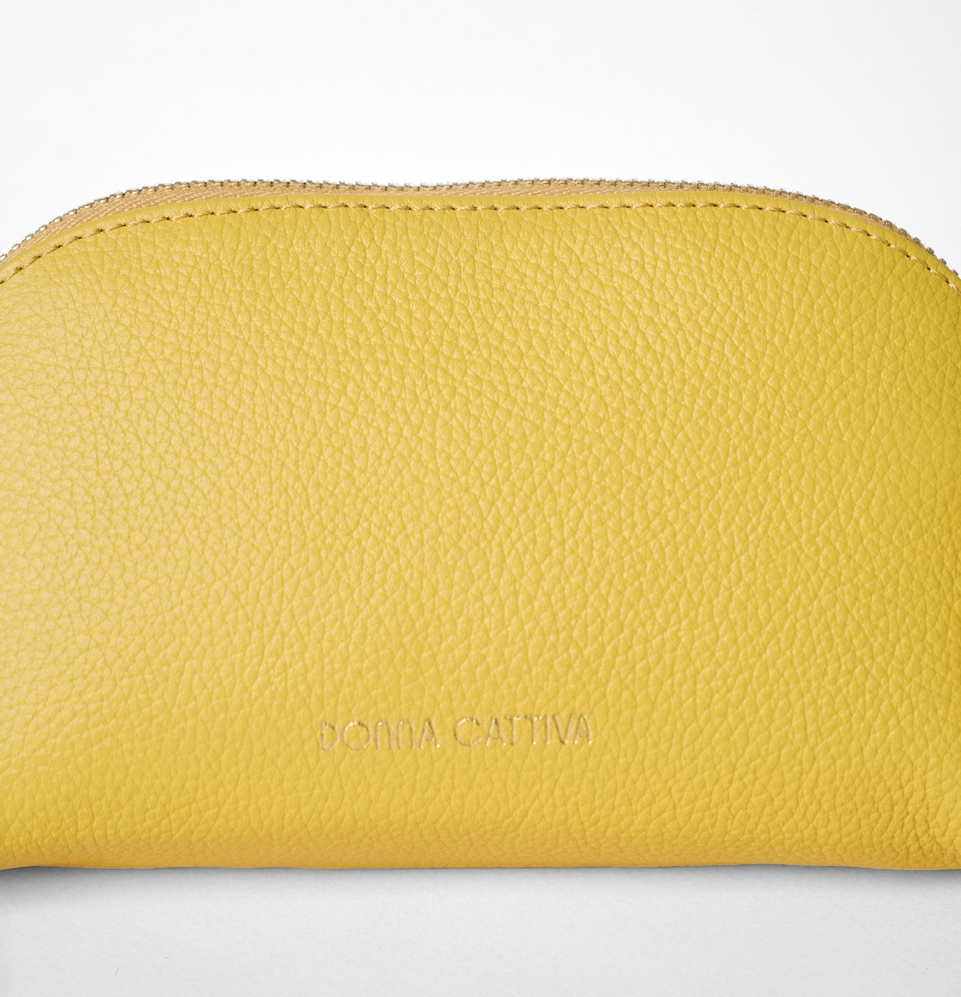 NECESER DANAE - AMARILLO Original 3