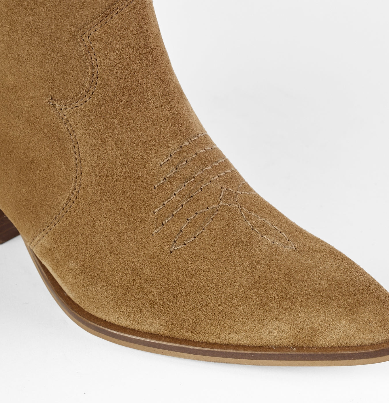 BOTÍN MADDIE - CAMEL GAMUZA Craft 5