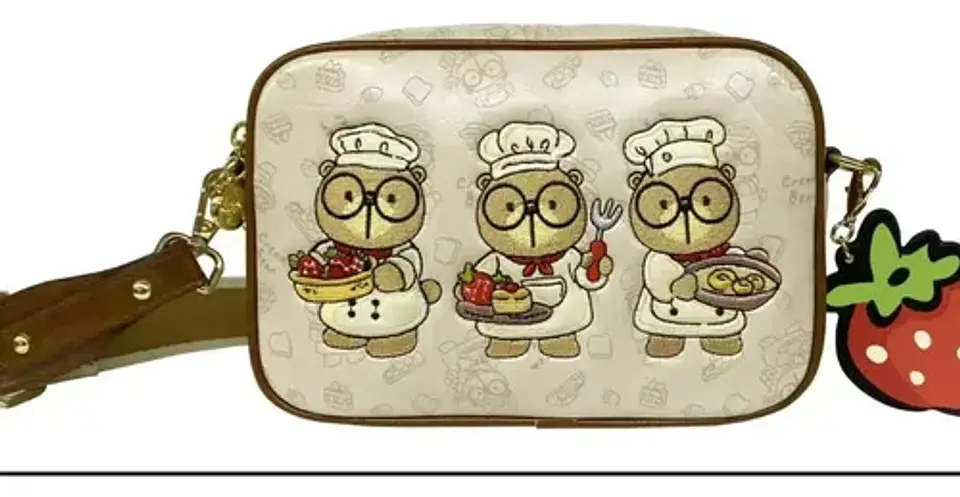 Cartera Hombro Cream Bear- Ecocuero 3