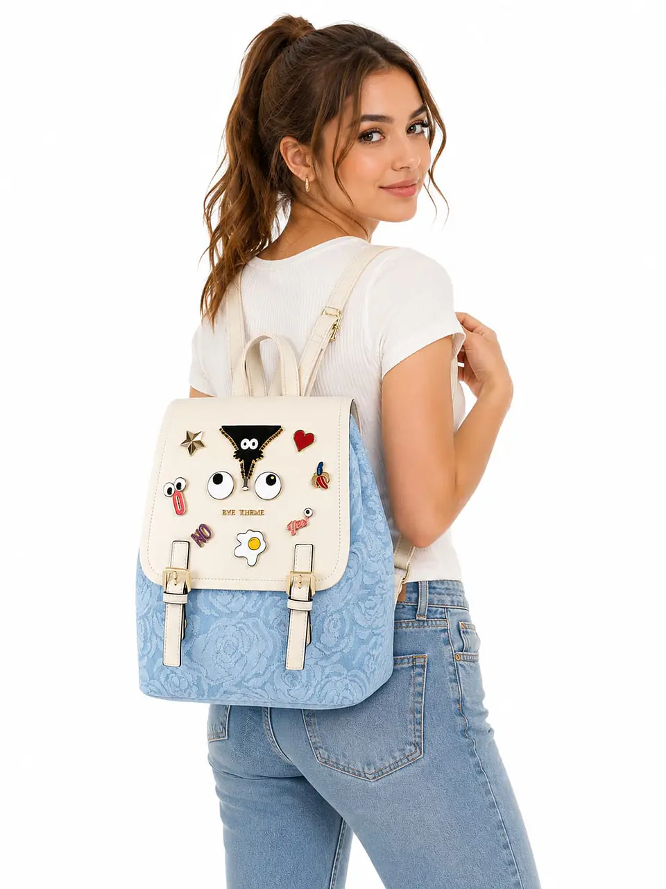 Mochila Eye Theme casual Chic Celeste 2