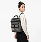 Mochila Cream Bear Casual -Textura Denim Negro y Detalles en Ecocuero - Miniatura 2