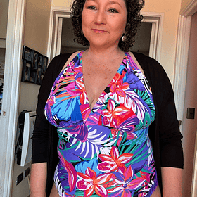 Traje de baño Atenea flores lilas y naranjas