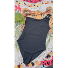 Traje de baño kaway asimétrico hebilla dorada negro 5