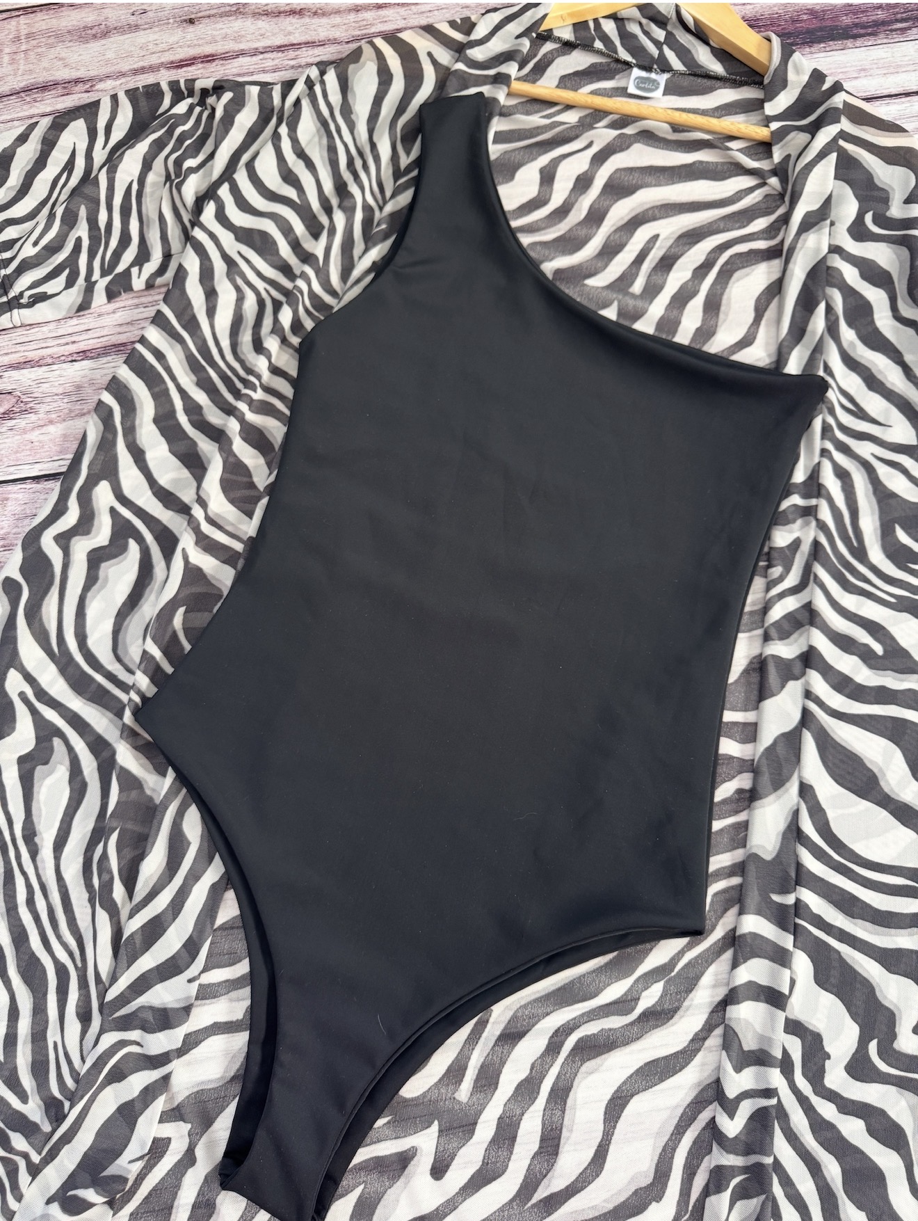 Traje de baño Kaway negro  2