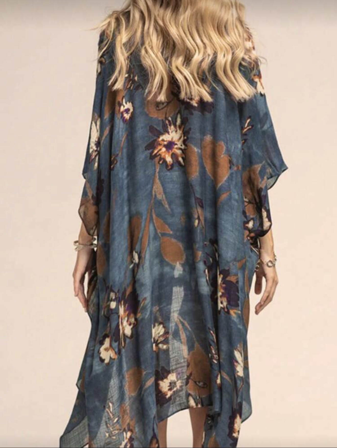 Kimono floral neblina azul  2