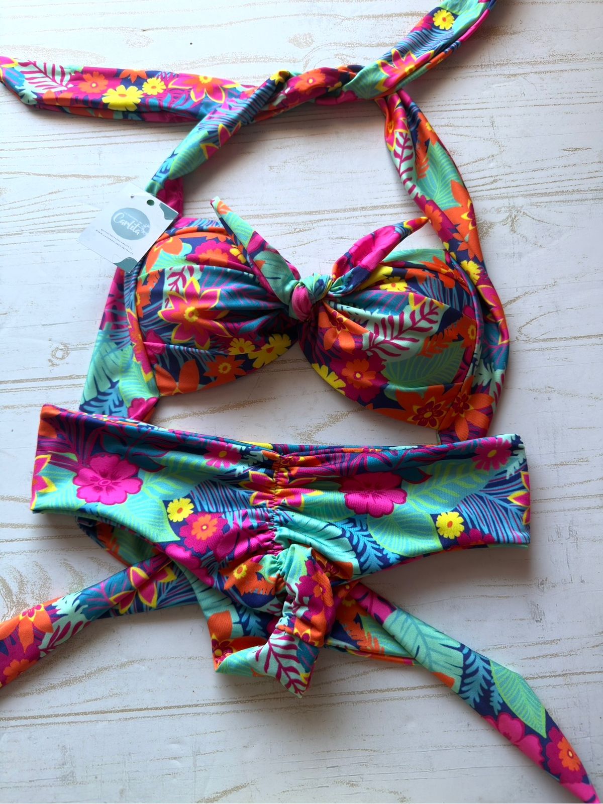 Conjunto Top Marbella tanga fitness tiro normal flores tropicales 2