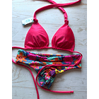 Conjunto bahia fitness tiro normal flores tropicales 2