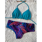 Conjunto Ibiza turquesa tanga fitness tiro medio hojas moradas 2