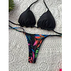 Conjunto Ibiza negro, tanga brasilera de amarres hojas tricolor 3