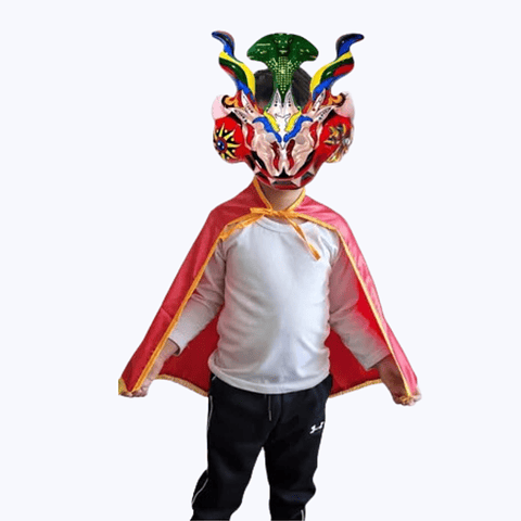 Capa De La Tirana Traje Típico