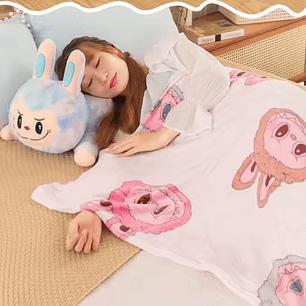 Set Peluche Acostado 50 cm + Manta Suave 100x160 cm