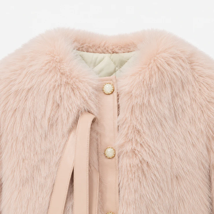 Abrigo Corto de Faux Fur con Forro Acolchado 5