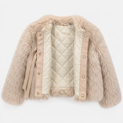 Abrigo Corto de Faux Fur con Forro Acolchado 13