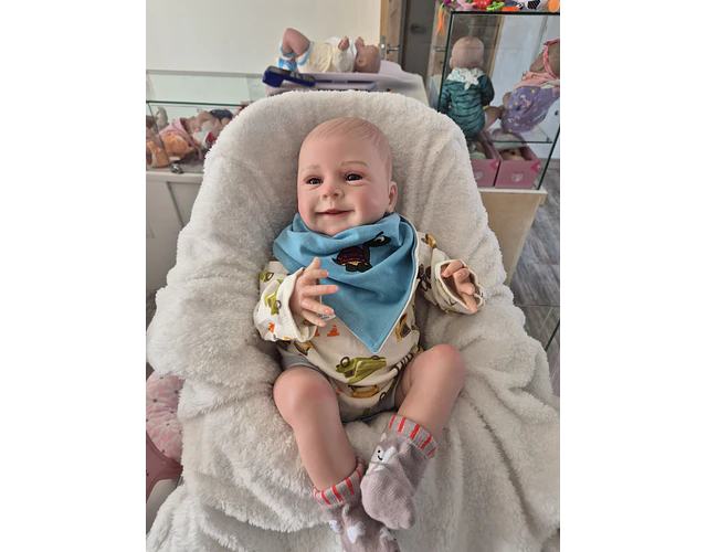 Bebé Reborn Sebastian Niño Cuerpo de Tela 