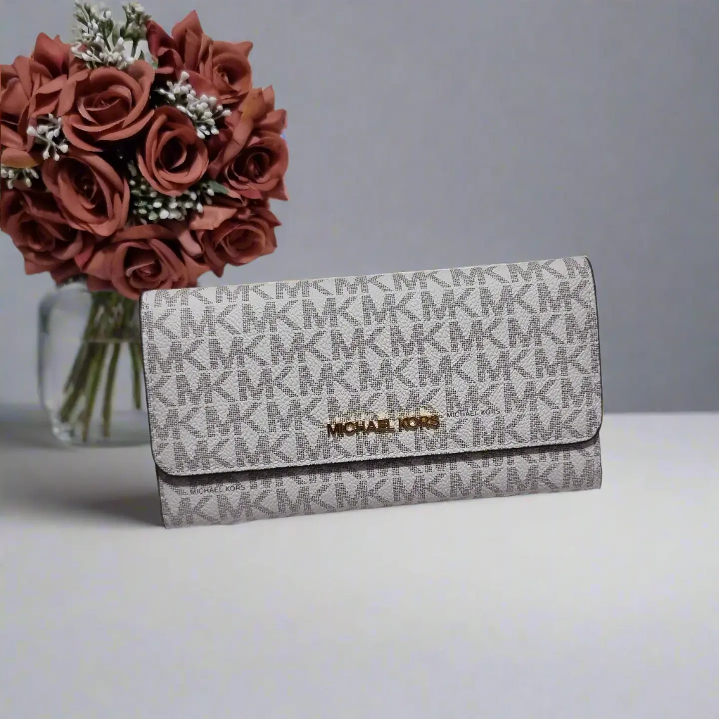 Billetera Michael Kors Vainilla 1