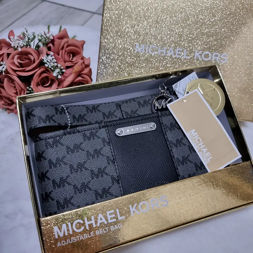 Riñonera Michael Kors Negro 1