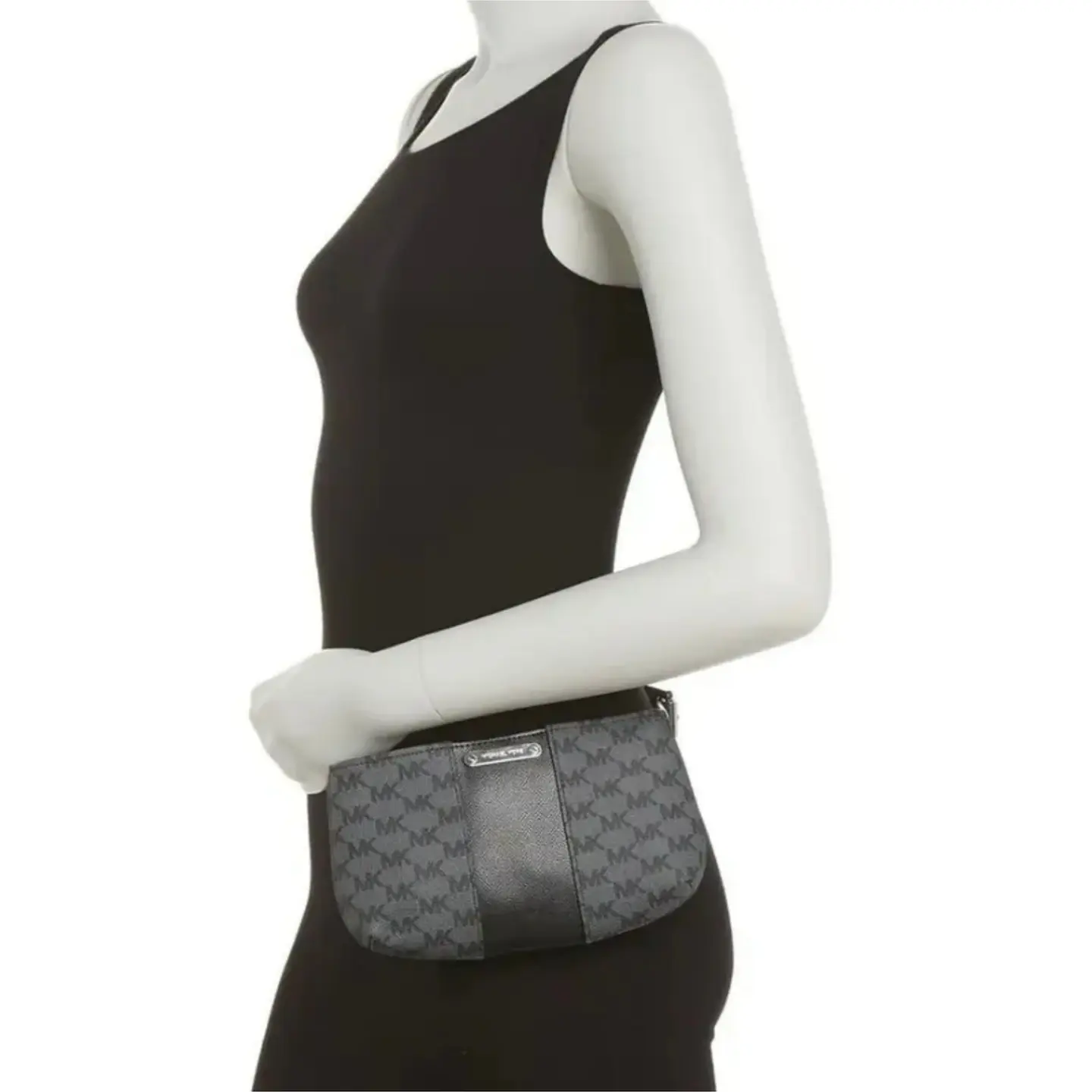 Riñonera Michael Kors Negro 8