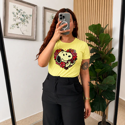 Camiseta Diseño Snoopy Piel de Durazno