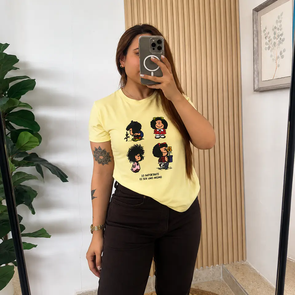 Camiseta Diseño Mafalda Piel de Durazno 2